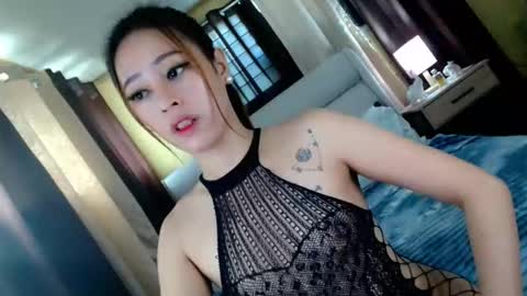 Sweet Gwen online show from May 5, 1:24 am