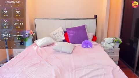 Snapshot of perfectjulia chatting on January 23, 5:13 am Julia online show from January 23, 5:13 am