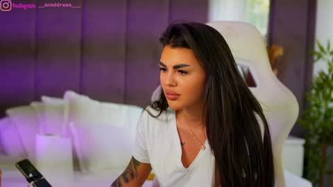 Dee online show from October 1, 11:38 am