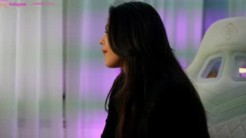 Dee online show from January 19, 12:20 pm