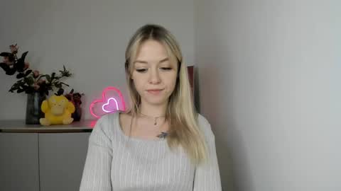 Snapshot of perfectxcindy chatting on February 14, 11:31 am Cindy online show from February 14, 11:31 am