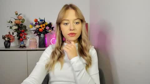 Snapshot of perfectxcindy chatting on November 4, 6:23 am Cindy online show from November 4, 6:23 am