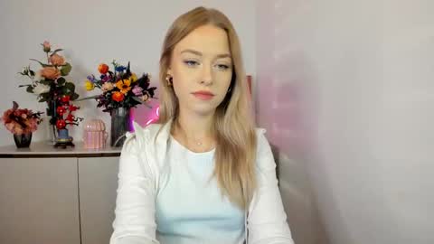 Snapshot of perfectxcindy chatting on November 6, 6:36 am Cindy online show from November 6, 6:36 am