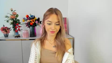 Snapshot of perfectxcindy chatting on November 27, 8:49 am Cindy online show from November 27, 8:49 am