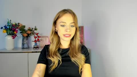 Cindy online show from May 12, 5:26 am