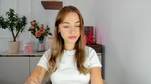 Cindy online show from August 5, 5:32 am