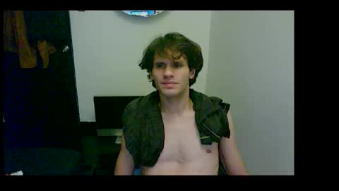 Snapshot of peri4aiir chatting on December 16, 2:05 am Perii online show from December 16, 2:05 am