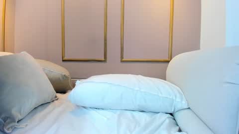 PerlaPreciosa online show from January 31, 6:24 am