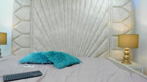 persefone_d online show from October 17, 1:46 pm