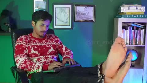 Snapshot of perseoo_88 chatting on December 18, 6:03 pm andres online show from December 18, 6:03 pm