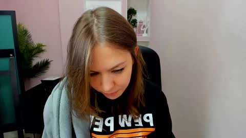 Snapshot of persinaky chatting on January 17, 5:16 pm horror flying on the wings of the night.... online show from January 17, 5:16 pm