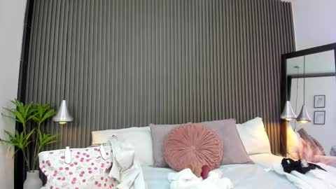 Lizza online show from September 30, 11:48 am