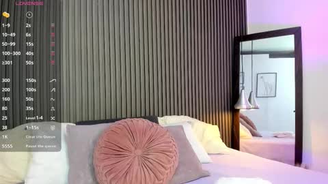 Lizza online show from November 20, 11:32 am