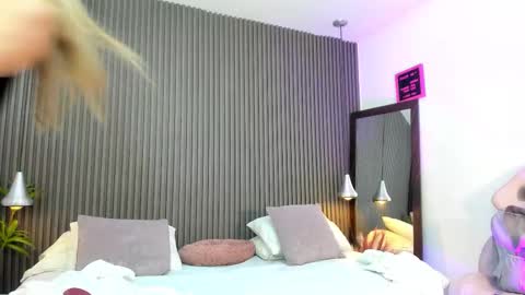 Lizza online show from February 10, 11:25 am