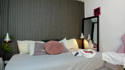 Lizza online show from March 3, 11:38 am