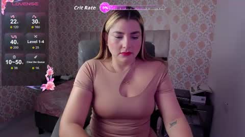 Snapshot of pervert_milf2023 chatting on July 12, 5:26 pm Isabella online show from July 12, 5:26 pm
