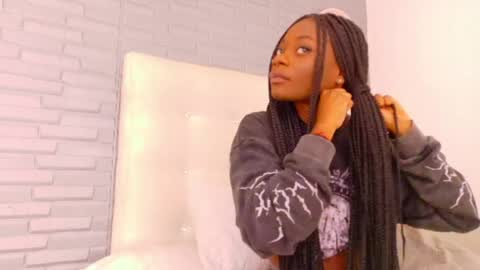 pervert_shydoll online show from May 7, 4:07 am