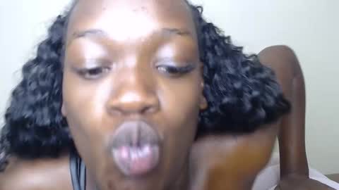 perverted_sweet online show from February 25, 7:45 pm