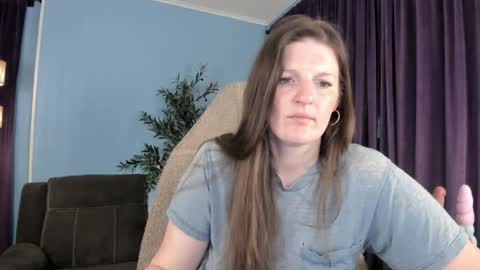 Kelly online show from April 28, 11:26 am