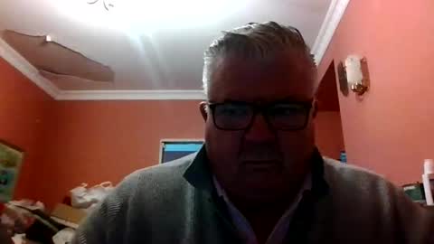 Snapshot of pete112991 chatting on April 27, 7:12 pm pete112991 online show from April 27, 7:12 pm