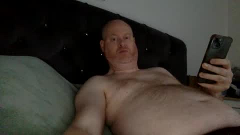 pete_crewe online show from December 9, 9:49 am