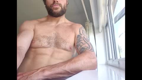 Snapshot of pete_le_meat chatting on May 24, 1:05 pm pete_le_meat online show from May 24, 1:05 pm