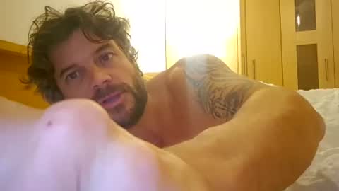 Snapshot of pete_le_meat chatting on June 16, 3:20 am pete_le_meat online show from June 16, 3:20 am