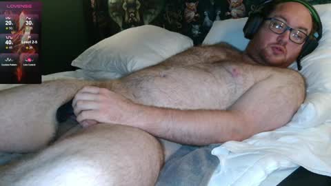 Snapshot of petecolossus chatting on June 2, 5:53 am Pete online show from June 2, 5:53 am