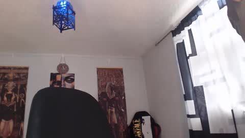 Snapshot of peteperelli chatting on March 23, 7:56 am peteperelli online show from March 23, 7:56 am