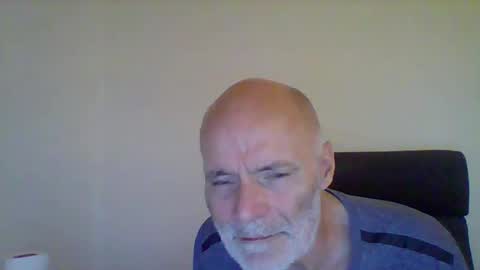 Snapshot of peter19599 chatting on September 13, 9:58 pm peter19599 online show from September 13, 9:58 pm