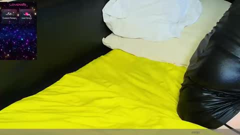 Snapshot of peter196888 chatting on October 26, 10:04 pm peter196888 online show from October 26, 10:04 pm