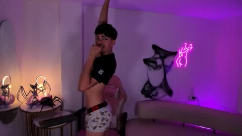 Peter online show from October 14, 7:58 pm