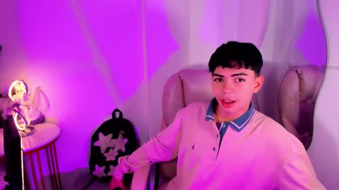 Peter online show from November 1, 6:21 pm