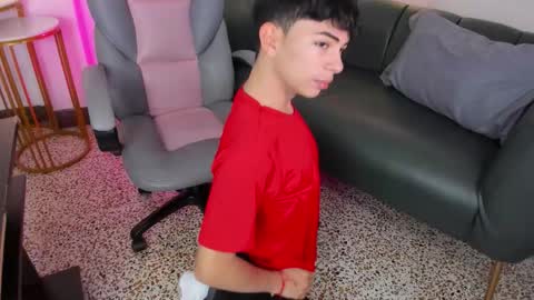 Peter online show from December 2, 6:14 pm