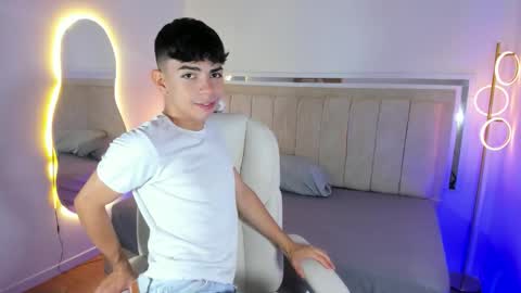 Peter online show from January 13, 2:22 pm