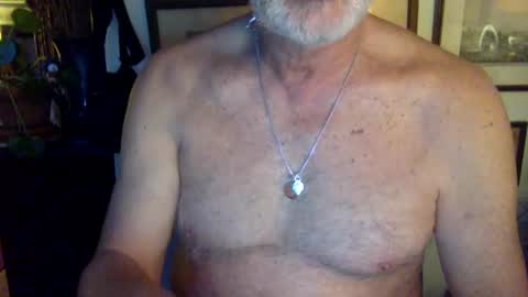 Snapshot of peterbartxxx chatting on December 3, 12:06 pm peterbartxxx online show from December 3, 12:06 pm