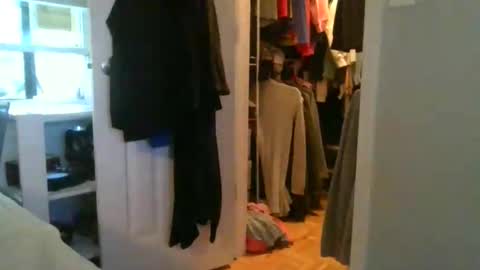 Snapshot of petercockdick chatting on June 4, 12:11 pm Hard and Horny for you online show from June 4, 12:11 pm