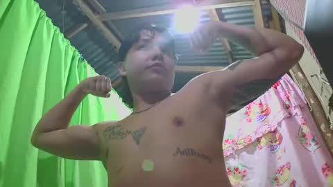 peteresmitd17 online show from December 16, 3:11 am