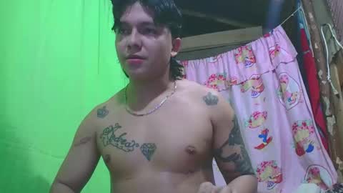 peteresmitd17 online show from December 17, 4:51 am