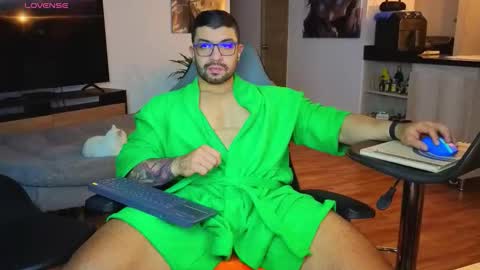 Peter Jack online show from November 11, 2:55 am