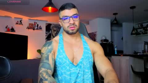 Snapshot of peterjack7 chatting on June 8, 1:20 am Peter Jack online show from June 8, 1:20 am