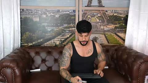 Snapshot of petesevans_1 chatting on May 30, 12:08 am PETES EVANS new account online show from May 30, 12:08 am