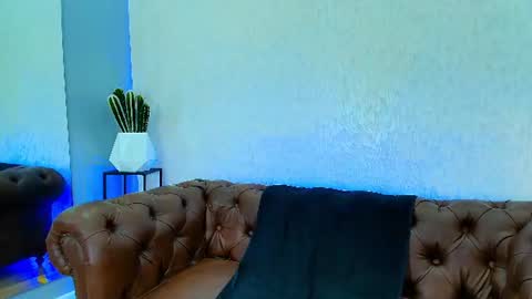 Snapshot of petesevans_1 chatting on June 14, 3:14 pm PETES EVANS new account online show from June 14, 3:14 pm