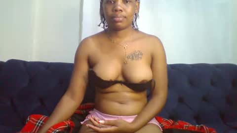 Petite ebony online show from April 21, 8:12 pm