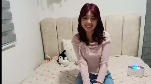 petite_marie_ online show from October 21, 4:13 am