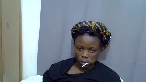 Snapshot of petite_melan chatting on October 2, 7:26 am petite_melan online show from October 2, 7:26 am