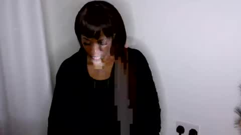 Snapshot of petite_princes chatting on July 9, 11:09 pm petite_princes online show from July 9, 11:09 pm