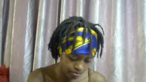 petite_star2 online show from December 15, 8:13 pm