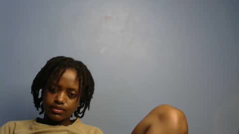 petite_star2 online show from February 3, 6:40 am