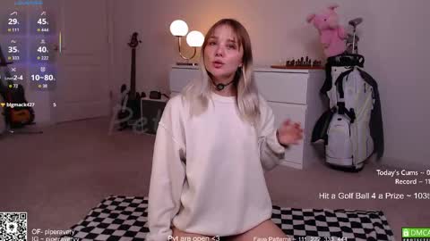 PiperAvery online show from April 28, 11:48 am